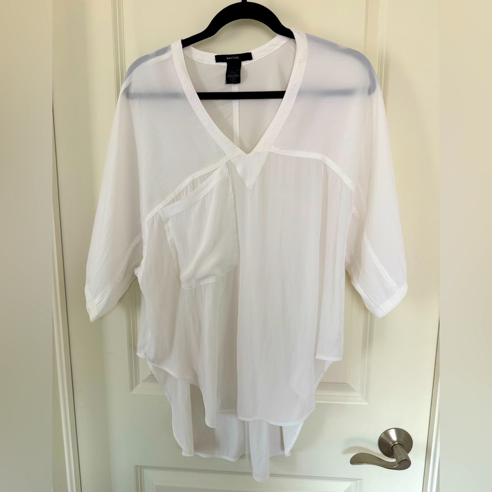 Stunning Smythe White V-Neck Blouse